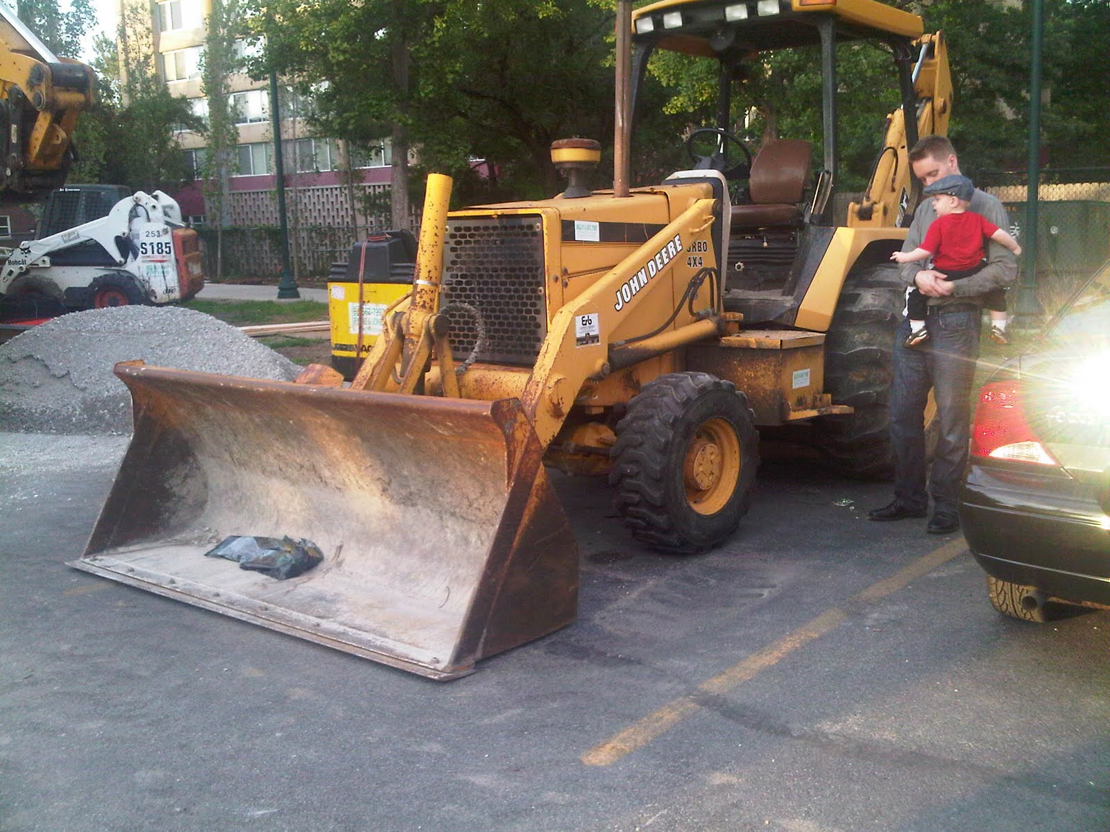 "Shovel, bucket"