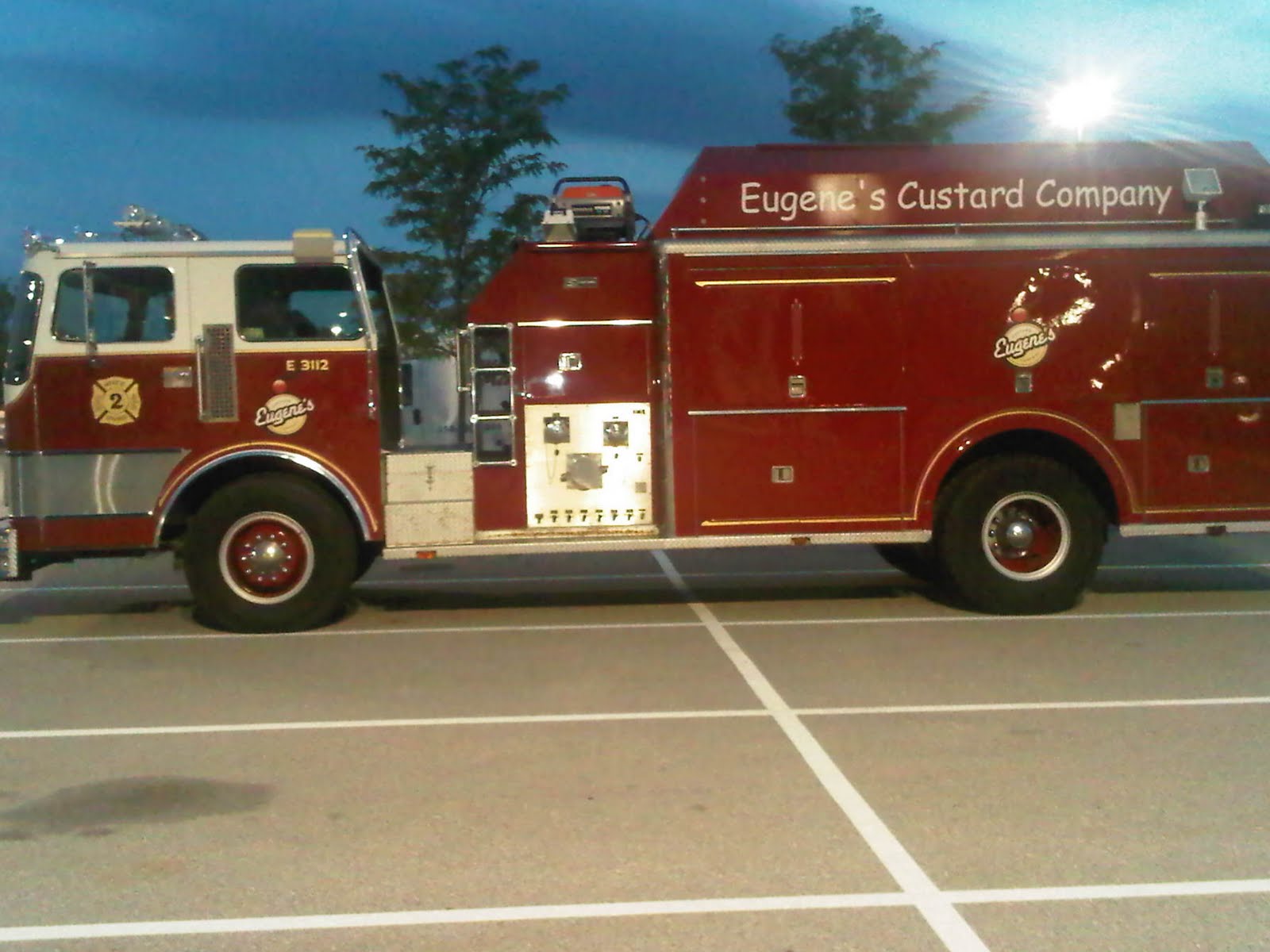 A custard pumper. Straight from the pages of Richard Scarry