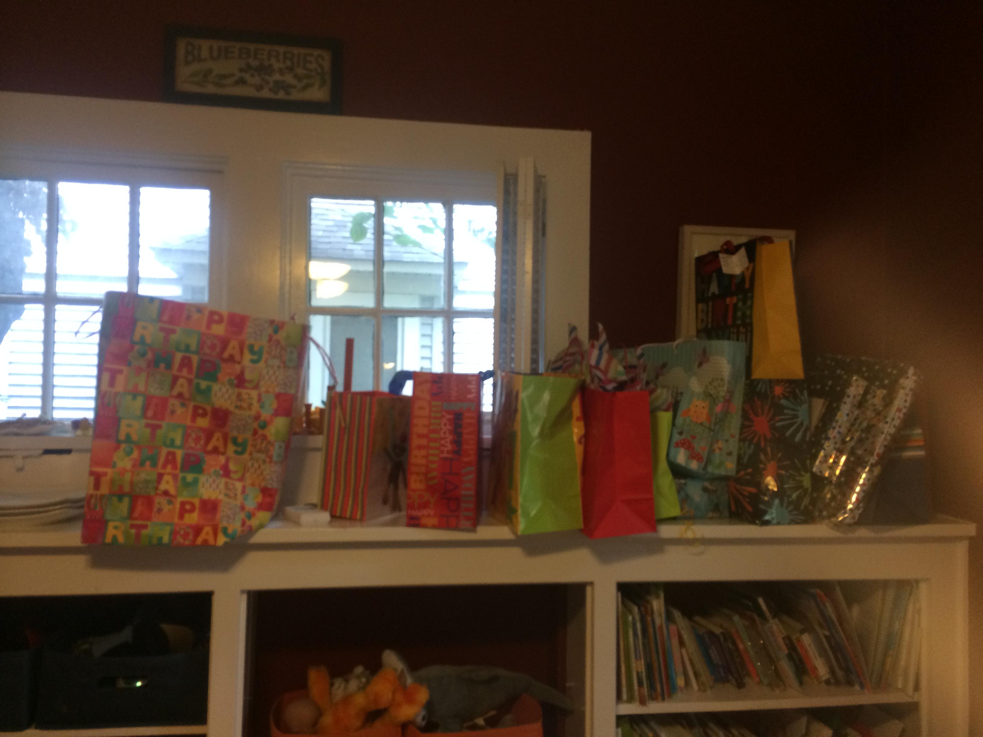 Presents !