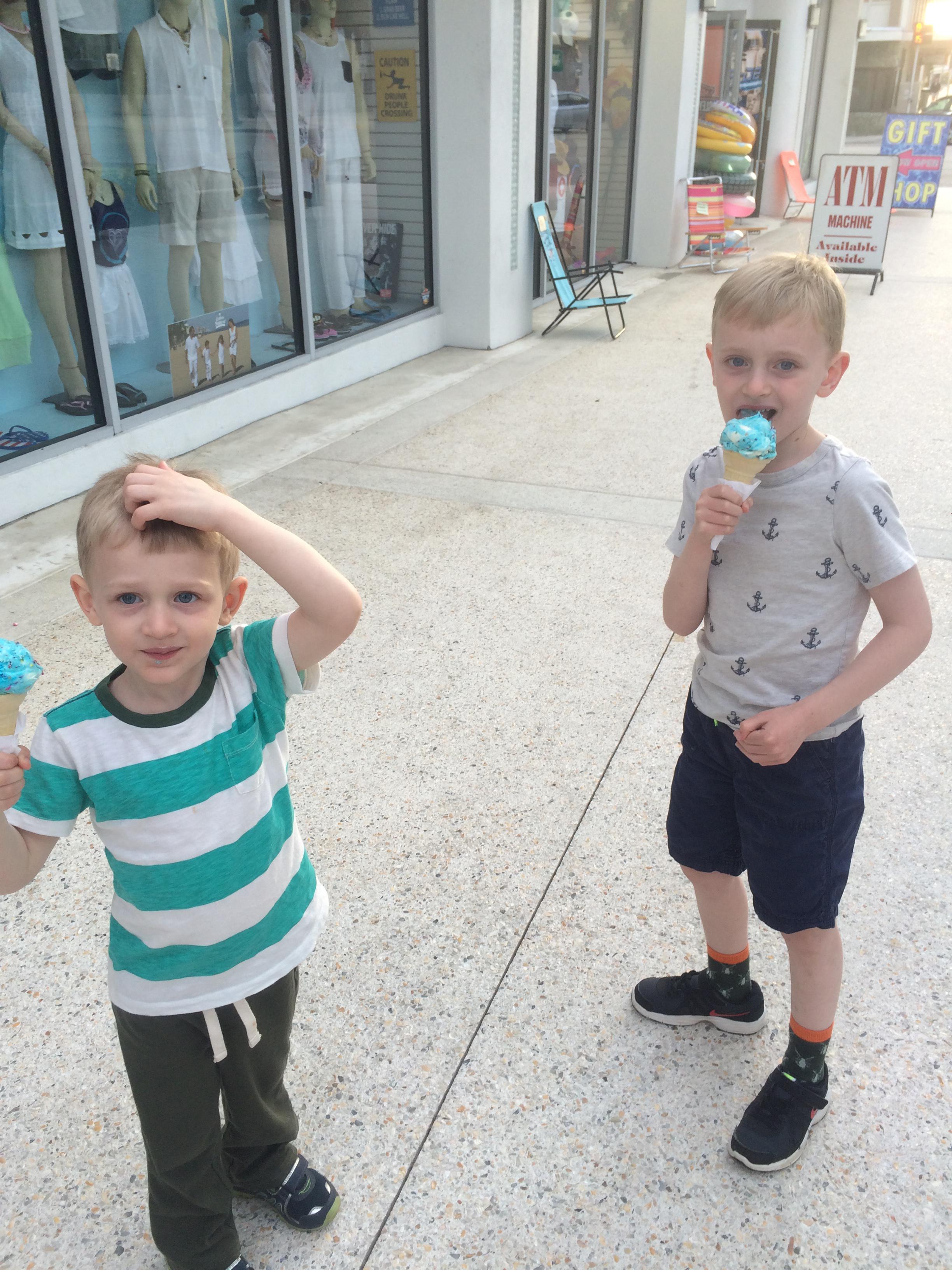 Smurf ice cream on Florida spring break
