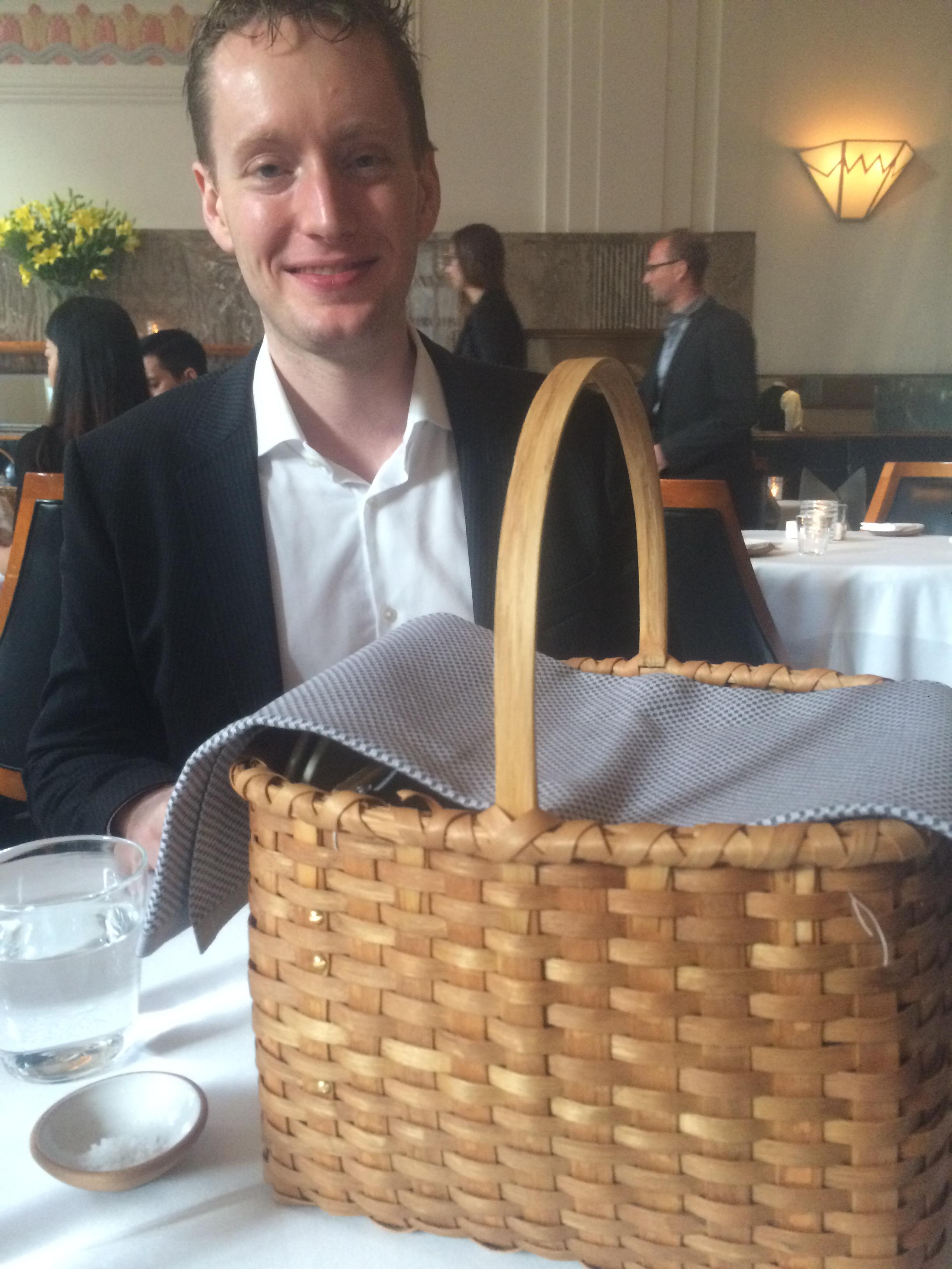 Picnic with ceramic "paper plates" and caviar