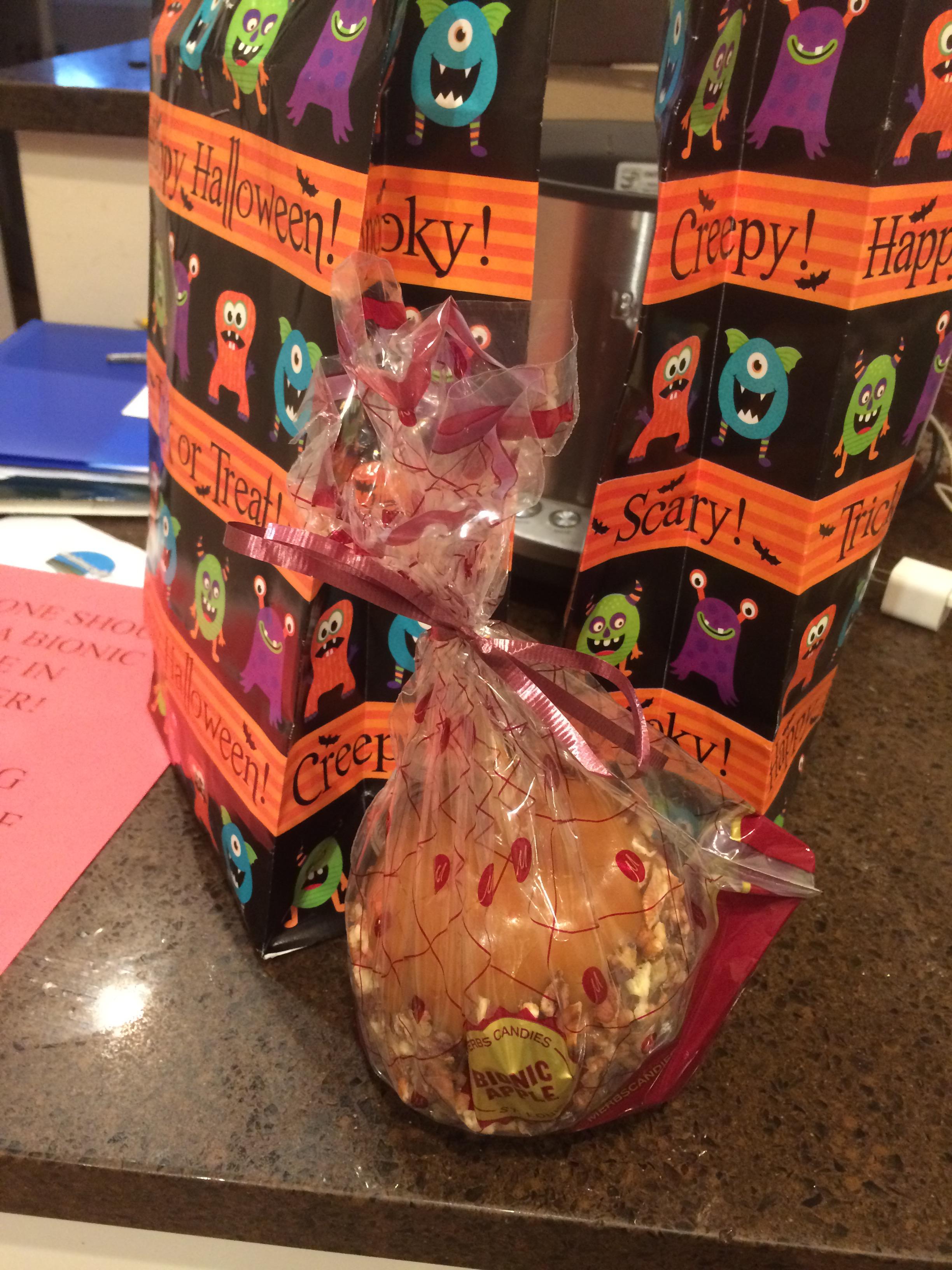 Candied apples from Cee
