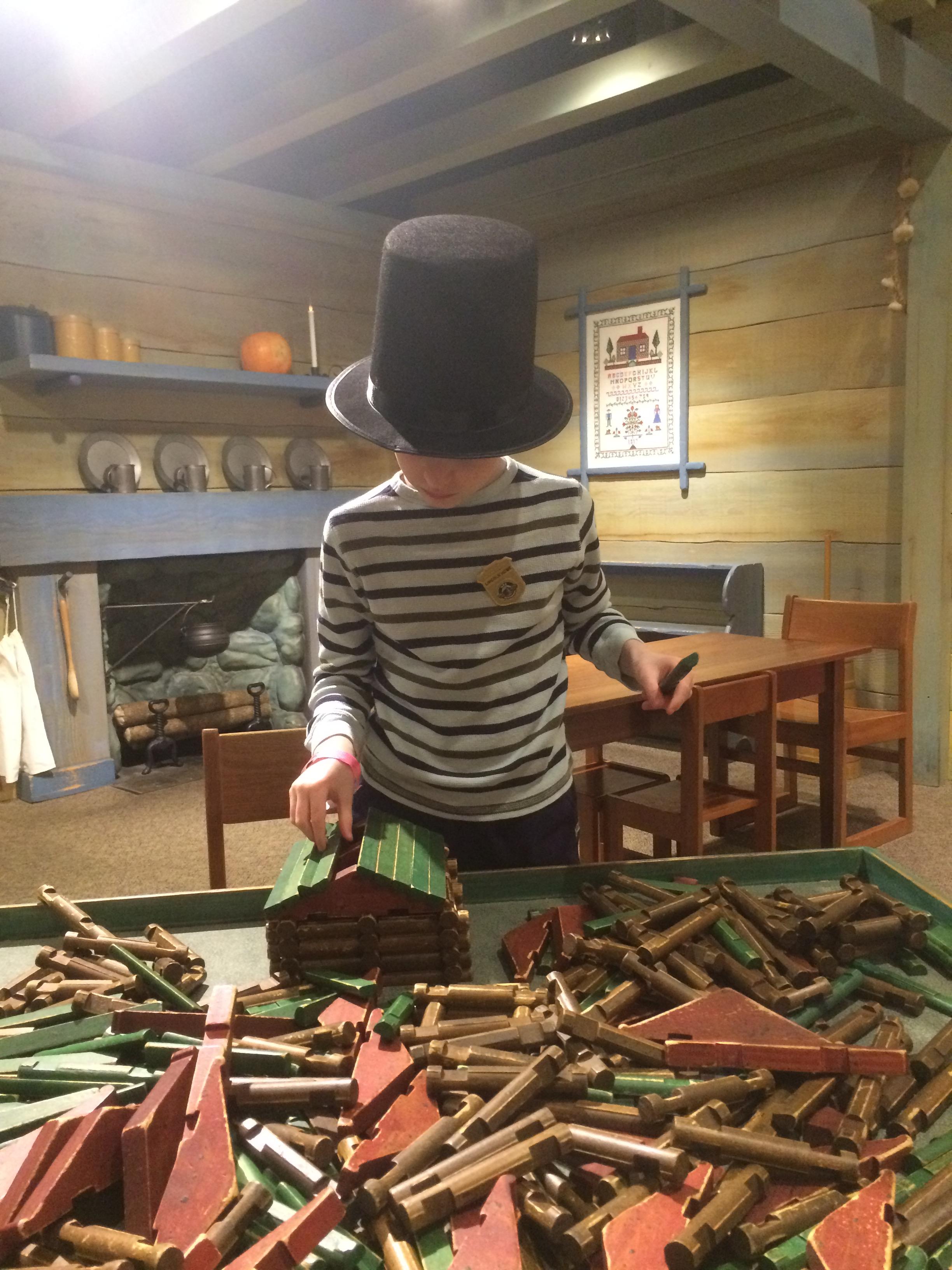 Lincoln logs